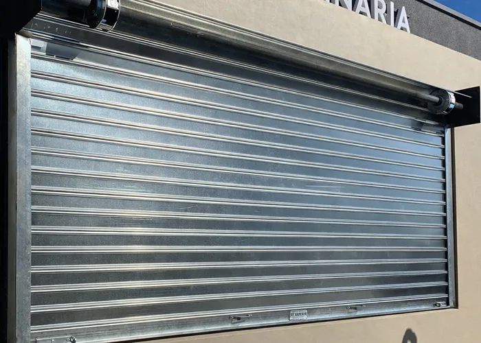 seccion-cortinas-metalicas-1